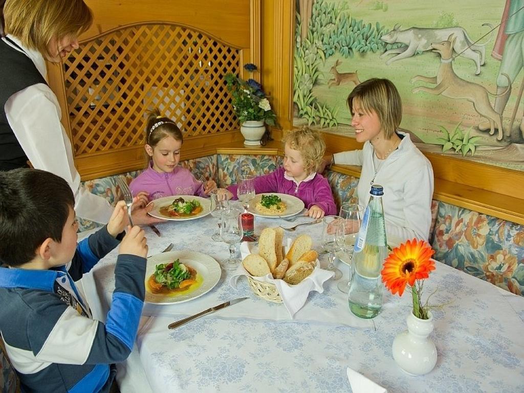 Hotel San Marco Passo San Pellegrino Εξωτερικό φωτογραφία